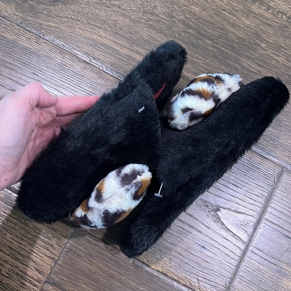 Betsey Johnson House Shoes - Picture 2 of 3